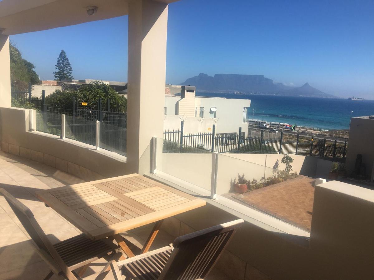2Whitewaters Bloubergstrand Homestay Exterior foto